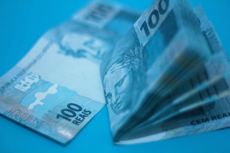 Inflação prévia de agosto surpreende negativamente e mostra que cautela ainda é necessária