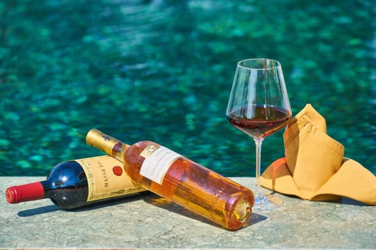 Além das taças: como é feita a avaliação dos vinhos?
