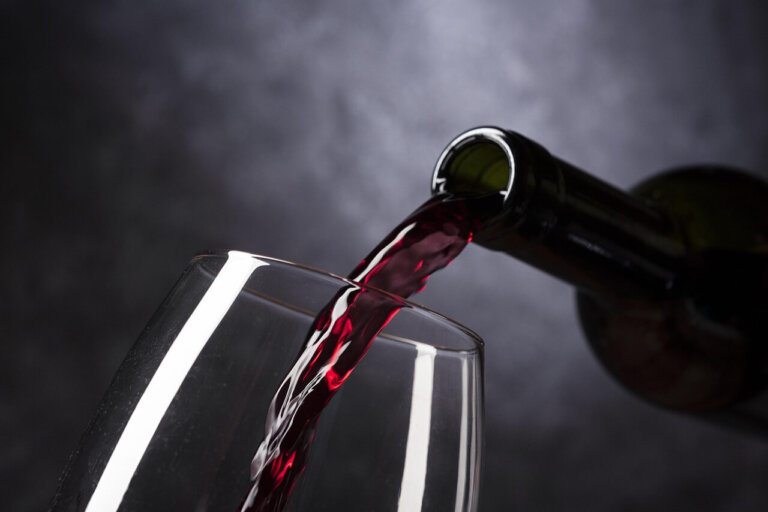 A sua próxima taça de vinho pode vir do fundo do mar